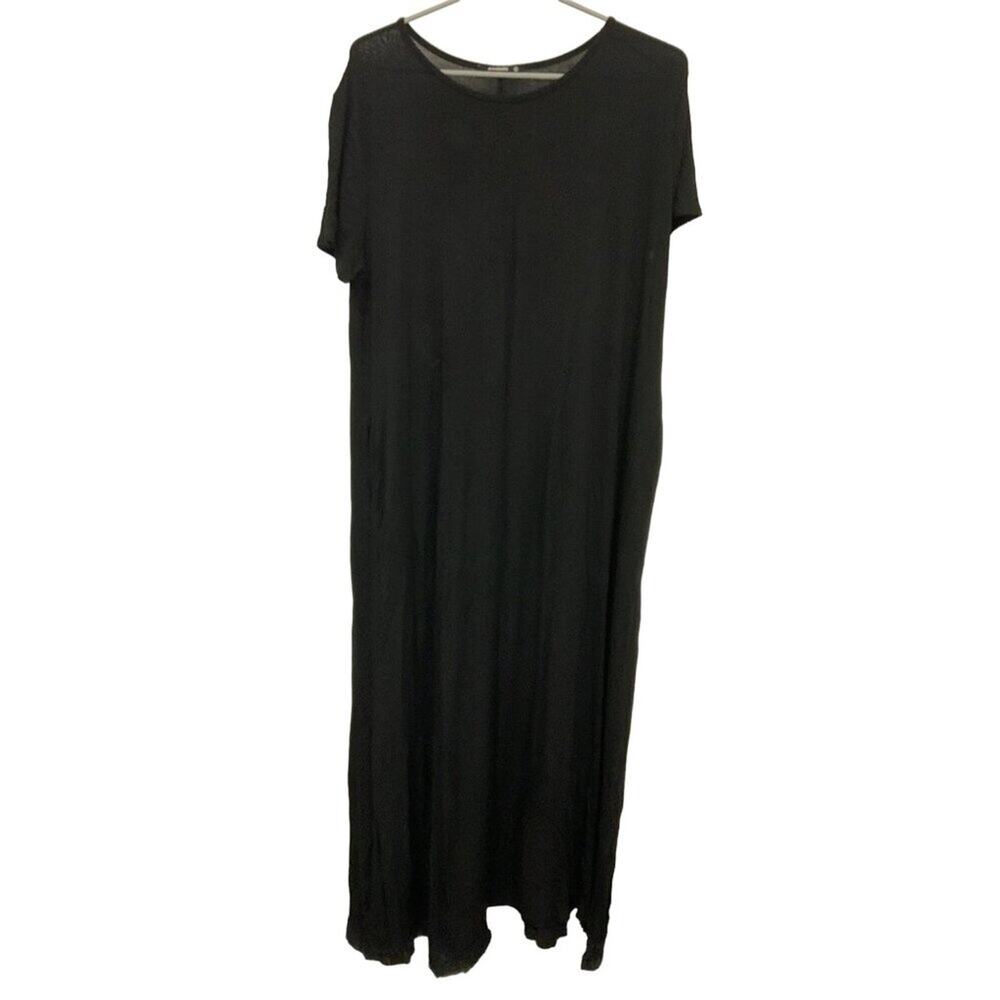 Annabelle Black Maxi Dress